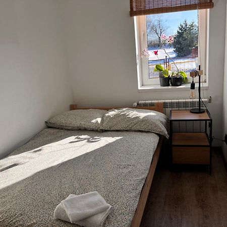 Apartament Numer 1, Dwie Sypialnie Dwa Lozka Ожиш Экстерьер фото